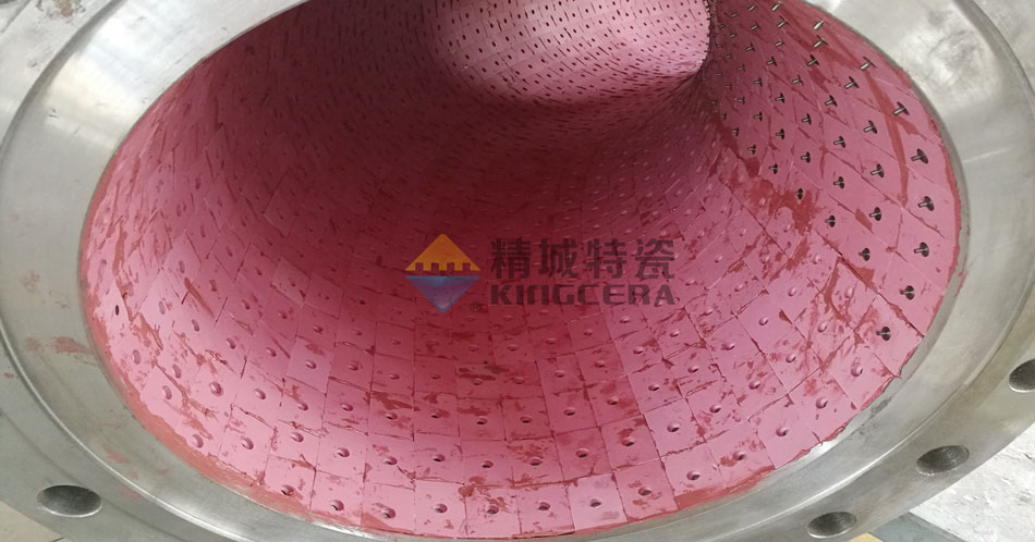 內(nèi)襯耐磨陶瓷管道的陶瓷片容易脫落嗎？